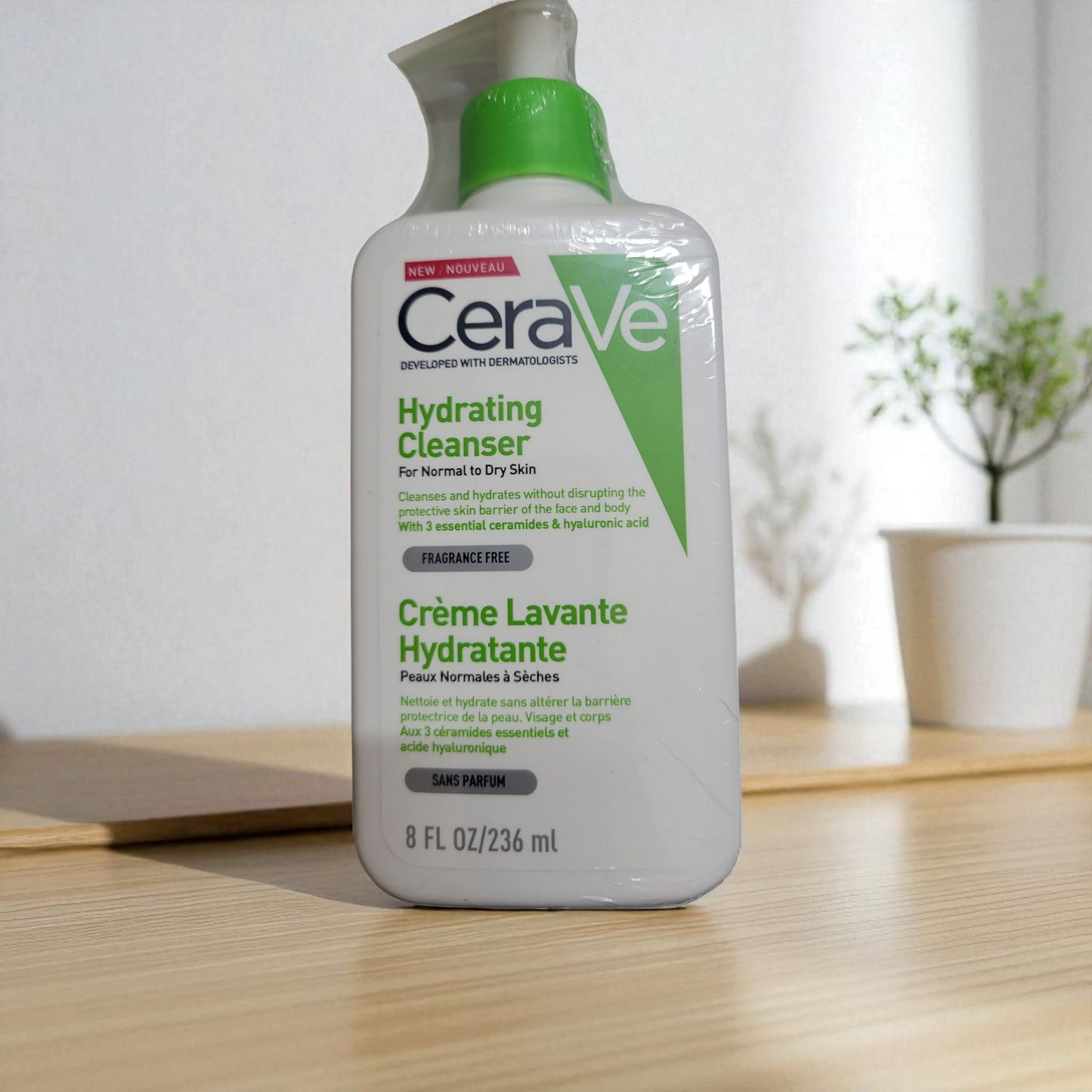 CeraVe Daily Face Wash, Foaming Cleanser for Normal to Oily Skin with Essential Ceramides & Niacinamide, 8 Ounces